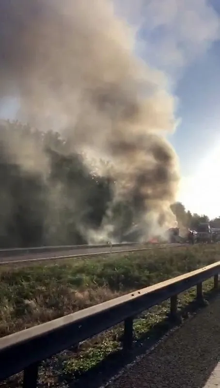 Anadolu Otoyolu’nda feci kaza! Sürücü yanarak can verdi