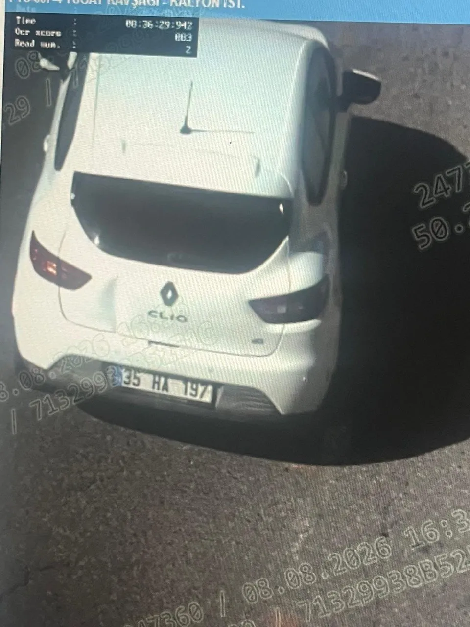ulku-ocaklari-baskanligi-ibareli-sahte-plakali-araca-rekor-ceza-trafikten-men-edildi-1786216870899.jpg "Ülkü Ocakları Başkanlığı" ibareli sahte plakalı araca rekor ceza! Trafikten men edildi - 2