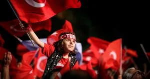 Türkiye ’demokrasi nöbeti’nde!