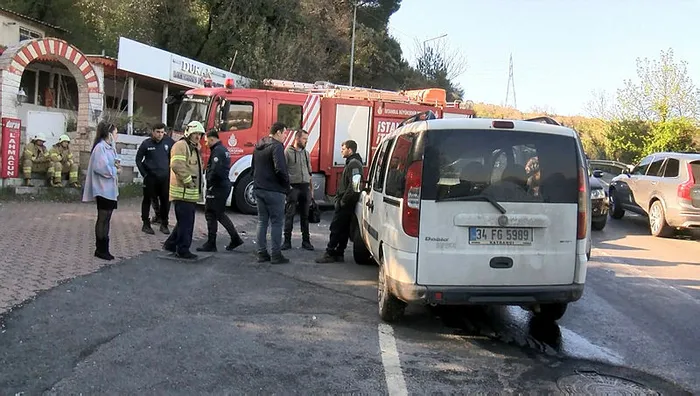 sariyerde-trafik-kazasi-3-kisi-yaralandi-1650472496466.jpg Sarıyer’de trafik kazası: 3 kişi yaralandı - 1