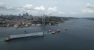 Yüzer doğal gaz üretim platformu Türkiye’de