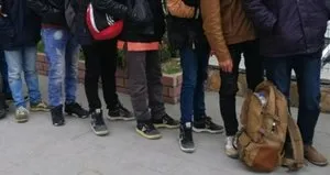 16 düzensiz göçmen yakalandı