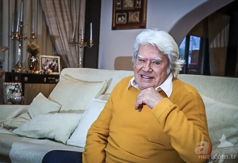 Cüneyt Arkın: Mehmetçiğimiz her yerde destan yazıyor 12