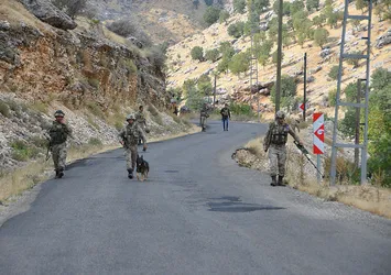 PKK operasyonunda yakalananlardan 2 kişi tutuklandı