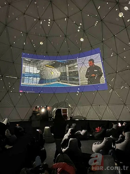 Türkiye o anlara kenetlendi! Alper Gezeravcı'yı taşıyan uzay aracının "kenetlenmesi" ilgiyle takip edildi 5