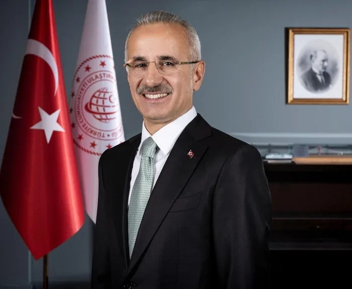 Türkiye sıcak hava balonculuğunda zirvede! Bakan Uraloğlu rakamları açıkladı