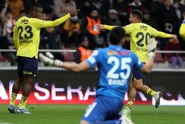 Son dakika | Kayserispor-Fenerbahçe maçı lige damgasını vurdu - 2