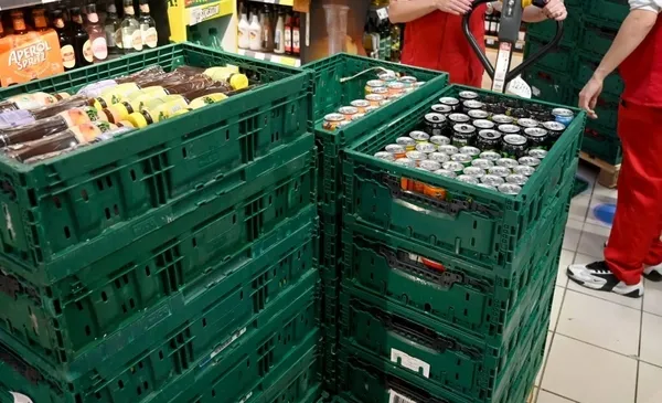 1699522370931.jpeg Coca Cola Hırvatistan'da bazı ürünlerini raftan çekiyor! Zehirlenme vakaları artmıştı - 4