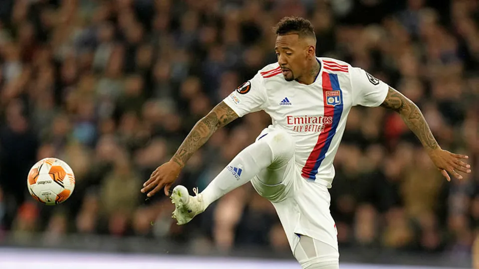 Trabzonspor'dan ses getiren hamle! Jerome Boateng'le görüşmeler başladı