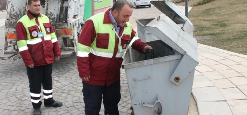 Elazığ'da çöp poşeti ağır gelince fark ettiler