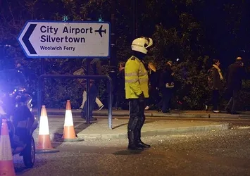 Londra'da havalimanında "kimyasal" alarm