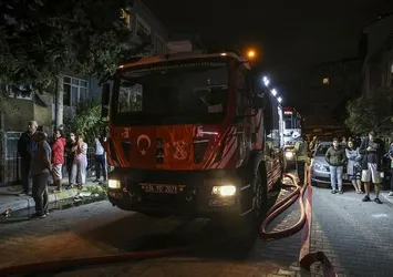 Eyüpsultan'da korku dolu anlar! Mahalle sakinleri sokağa döküldü