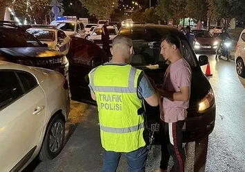 Bursa'da 200 polisle asayiş uygulaması: 480 kişi sorgulandı! 27 işyeri denetlendİ