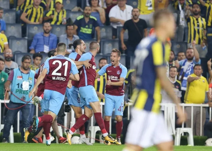 Fenerbahçe - Trabzonspor maçından kareler