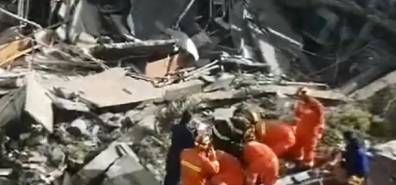 Çin'de otel binası çöktü: 8 ölü