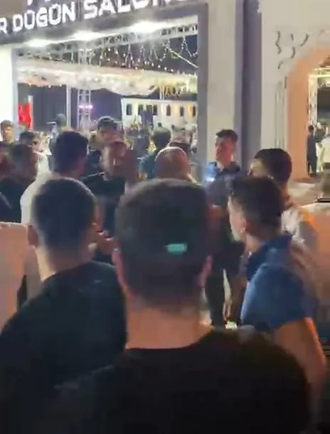 Düğünde silah sıkıldığı ihbarına giden polislerle davetliler arasında arbede - 2