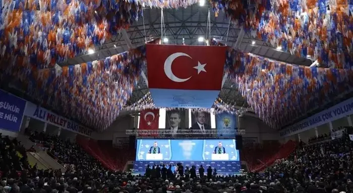 baskan-erdogandan-buyuk-kongre-mesaji-allahin-izniyle-yarim-kalan-hicbir-hikaye-olmayacak-1740137580861.jpeg AK Parti Kongresi (AA)