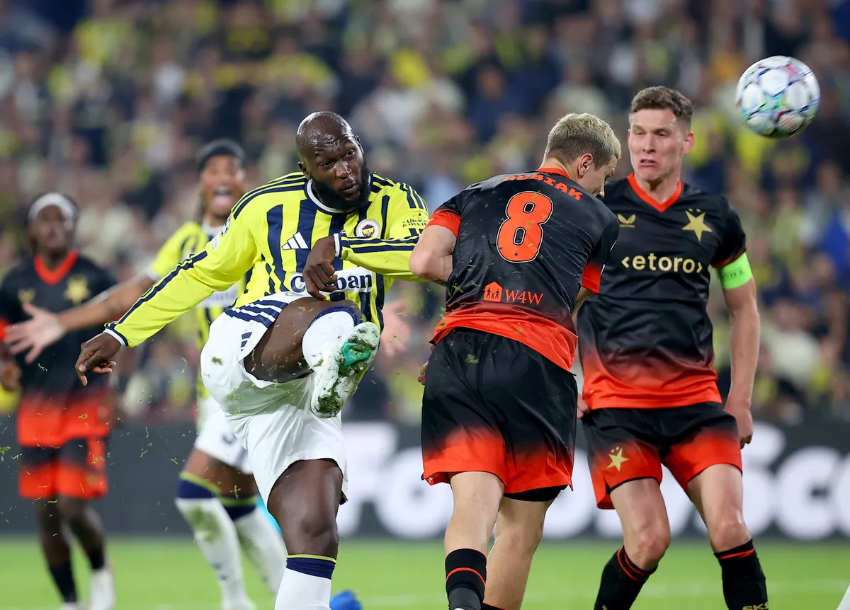 Fenerbahçe'de İsmail Kartal'dan istifa seslerine olay yanıt: "Taraftarımızla barışırız" - 2