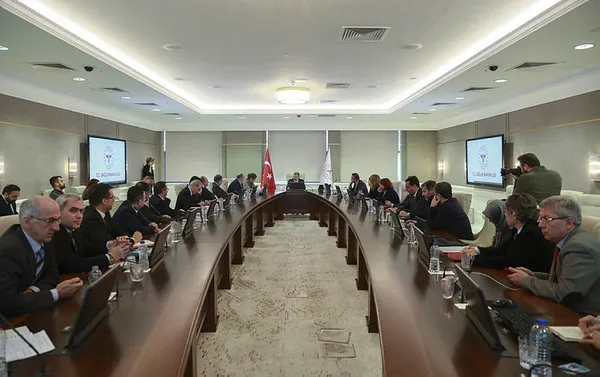 Sağlık Bakanı Fahrettin Koca: Virüsü tedbirlerle ülkemizden uzak tutmayı başardık