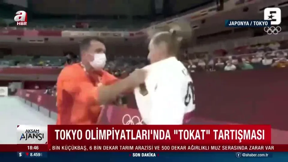Sporcusunu defalarca tokatladı! Tokyo’da şoke eden görüntüler
