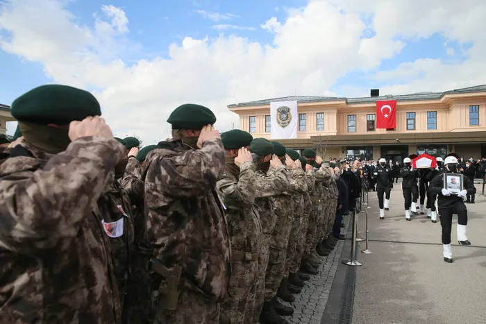 Senegal’de şehit olan Özel Harekat Şube Müdürü Hayrettin Eren’e veda! Başkan Erdoğan da cenaze törenine katıldı