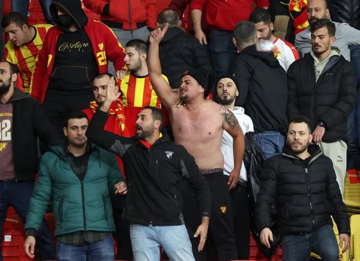 Göztepe - Altay maçı olaylar nedeniyle tatil edildi! İşaret fişeği ve sisin stadyuma sokulmasına dair görüntüler ortaya çıktı
