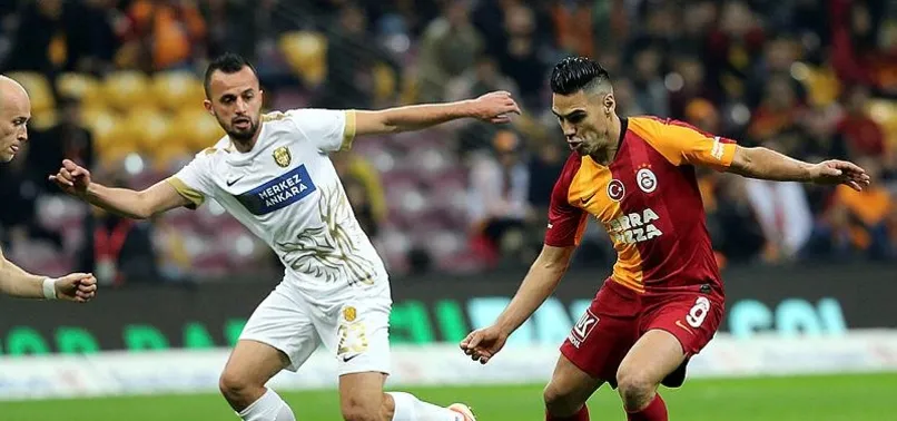 Galatasaray'da Falcao 74 gün sonra ilk 11’de