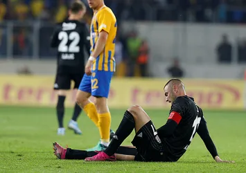 Beşiktaş'a 3 oyuncusundan kötü haber