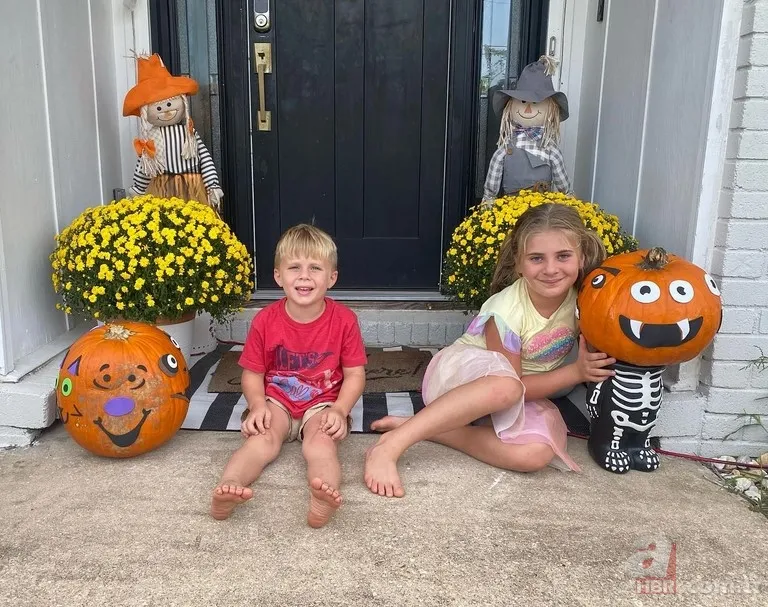 Yaprak Dökümü'nün Oğuz'u Tolga Karel duygulandırdı! Annesini paylaştı... 9