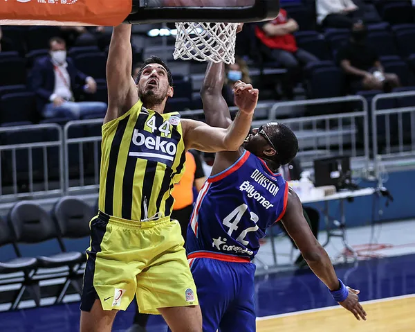 son-dakika-basketbol-super-liginde-sampiyon-anadolu-efes-fenerbahce-seriyi-3-0-kaybetti-1623090464226.jpg Son dakika: Basketbol Süper Ligi'nde şampiyon Anadolu Efes! Fenerbahçe seriyi 3-0 kaybetti