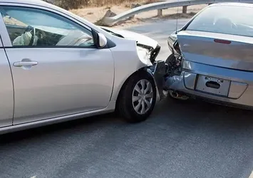 Trafik sigortasında indirimler değişti! Araç sahipleri dikkat! İşte yeni haklar | Resmi Gazete'de yayımlandı