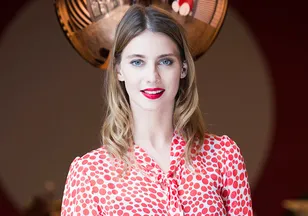 Eski eşini maddi krizden kurtarmış!