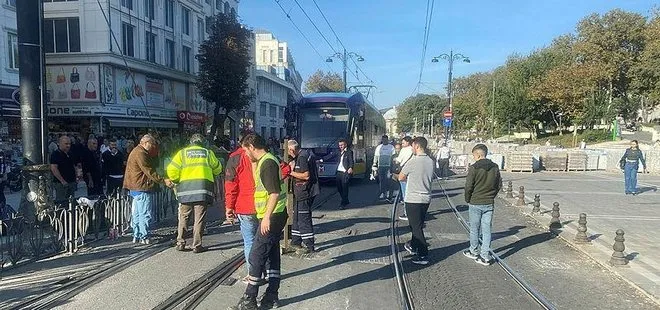 CHP belediyeciliği raydan çıktı! İstanbul’da yine tramvay arızası: Vatandaşlar yürümek zorunda kaldı