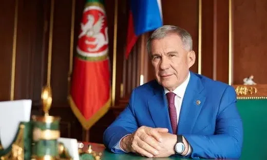 putin-tataristan-cumhurbaskani-rustem-minnihanovun-sifatini-degistirdi-1657640421016.jpg Putin, Tataristan Cumhurbaşkanı Rüstem Minnihanov’un sıfatını değiştirdi - 1
