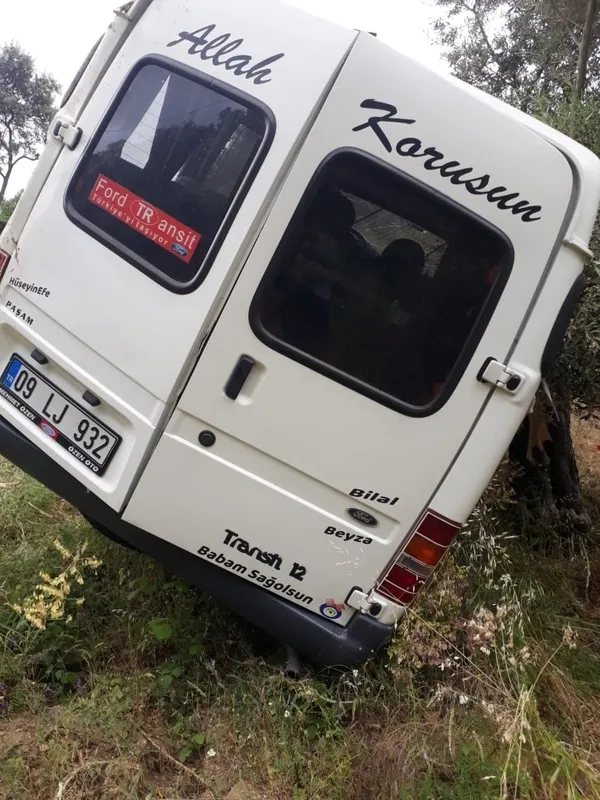 Aydın'da minibüs şarampole devrildi! Yaralılar var - 3