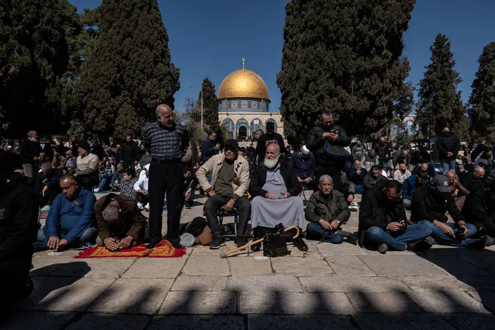 kaitl-israilin-isgali-altinda-ilk-teravih-100-bin-filistinli-mescid-i-aksaya-akin-etti-1771619460187.jpg Fotoğraf (AA)