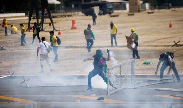 Son dakika: Türkiye’den Brezilya’daki darbe girişimine tepki! Şiddetle kınıyoruz