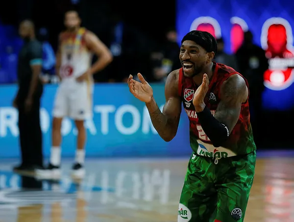 pinar-karsiyaka-finale-yukseldi-temsilcimiz-ispanyol-takimini-devirdi-1620413384344.jpg Pınar Karşıyaka finale yükseldi! Temsilcimiz İspanyol takımını devirdi - 1