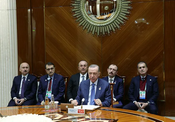 Son dakika: Başkan Erdoğan Türkmenistan ziyareti dönüşü gazetecilerin sorularını cevapladı! Türkmen gazı mesajı: Talimat verdim