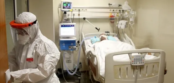 Sağlık Bakanı Fahrettin Koca illere göre 100 bin kişide görülen haftalık vaka sayılarını içeren haritayı son dakika olarak paylaştı