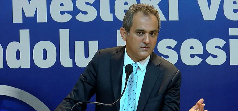 Milli Eğitim Bakanı Mahmut Özer: İki doz aşı olan öğretmen sayısı yüzde 91'e ulaştı