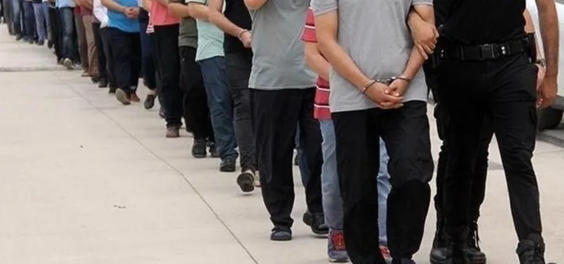 Son dakika: 35 ilde FETÖ operasyonu: 98'i muvazzaf 118 şüpheli hakkında yakalama kararı