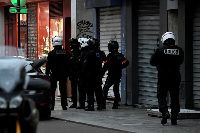 Son dakika: Paris'te rehine krizi - 1