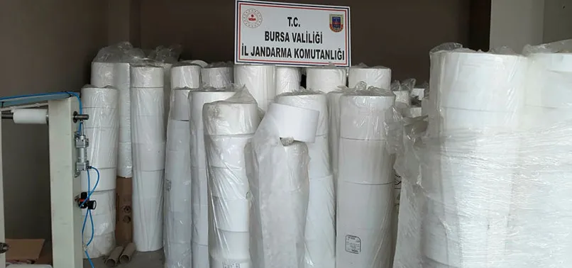 Son dakika: Bursa'da "Corona virüs" baskını! Kaçak üretilen 10 bin maskeye el kondu