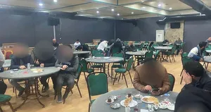 Çileden çıkaran olay! Mührü kırıp devam ediyorlar