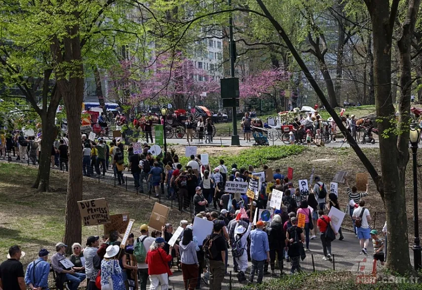 Trump yönetiminden hayrete düşüren uygulama: 6 bin kişi ölü ilan edildi 5