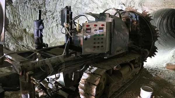 Afrin merkezdeki tüneller ortaya çıkarıldı - 1