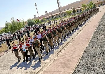 Darbeci albaydan mahkemede küstah tavır