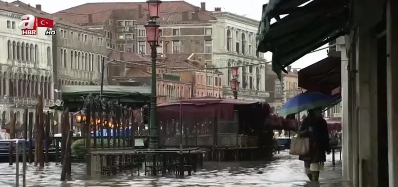 Venedik sular altında kaldı: 2 ölü