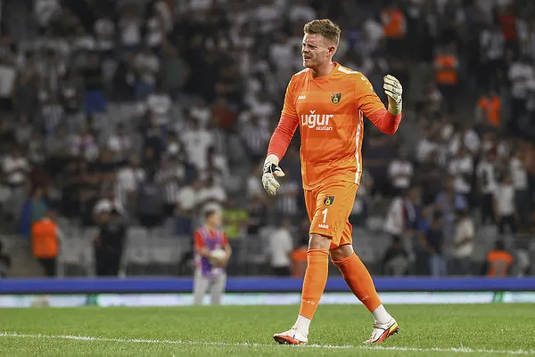 İstanbulspor- Beşiktaş maçında 4 gol! MAÇ SONUCU ÖZET 2-2